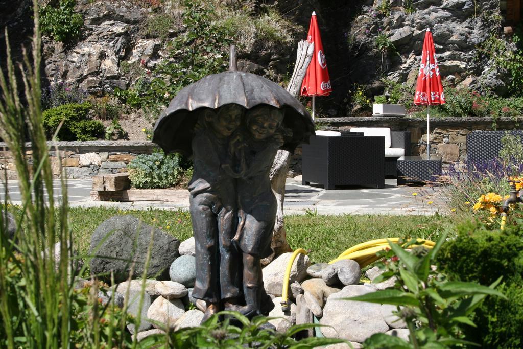 Hotel Alpenblick Zeneggen Εξωτερικό φωτογραφία