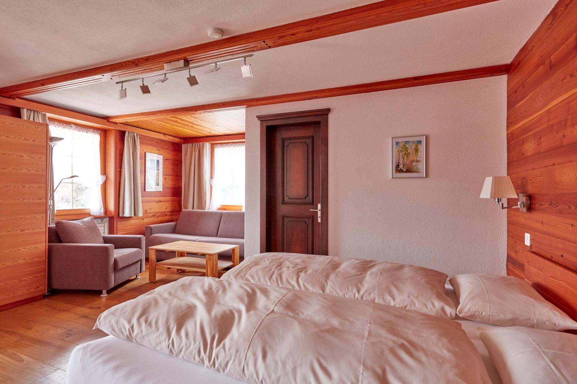 Hotel Alpenblick Zeneggen Εξωτερικό φωτογραφία