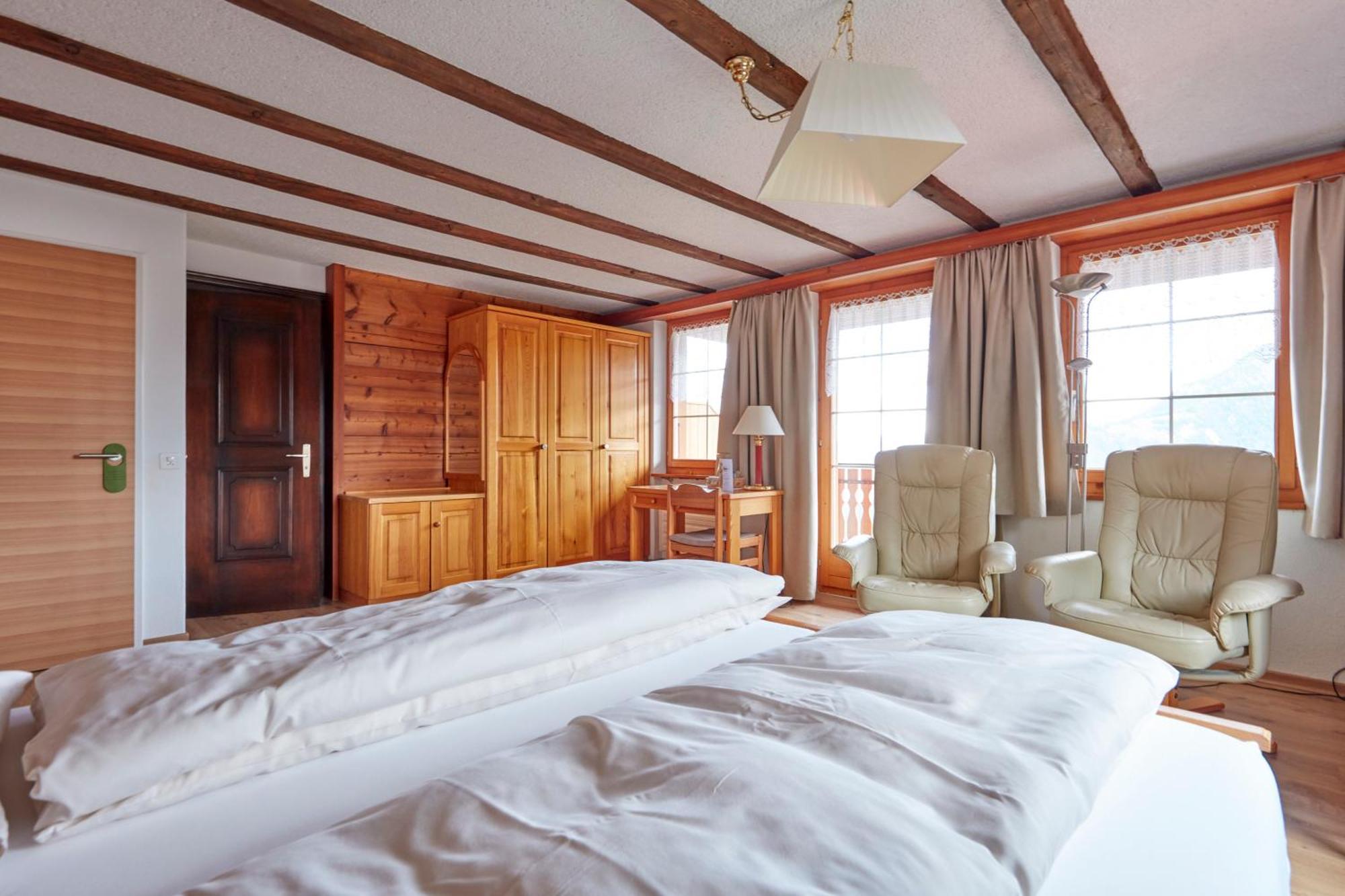 Hotel Alpenblick Zeneggen Εξωτερικό φωτογραφία