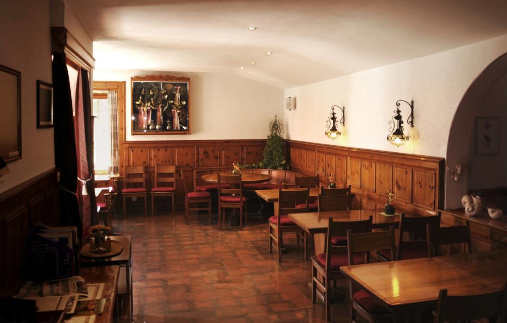 Hotel Alpenblick Zeneggen Εξωτερικό φωτογραφία
