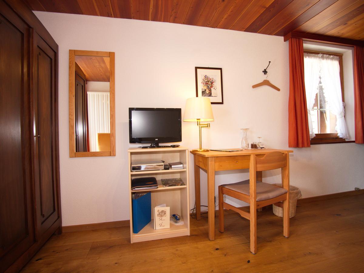 Hotel Alpenblick Zeneggen Εξωτερικό φωτογραφία